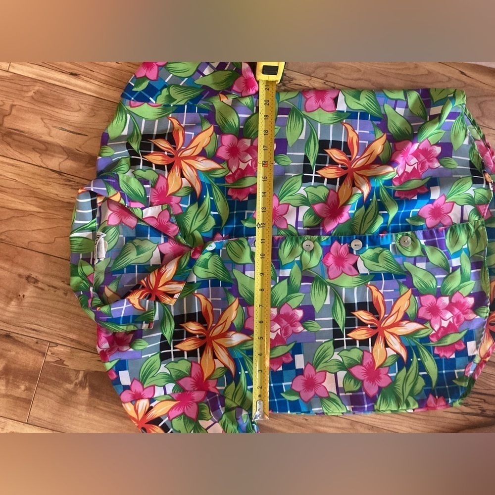 Vintage Teddi hawaiian button down womens M or mens XS shirt floral aloha - Picture 10 of 12